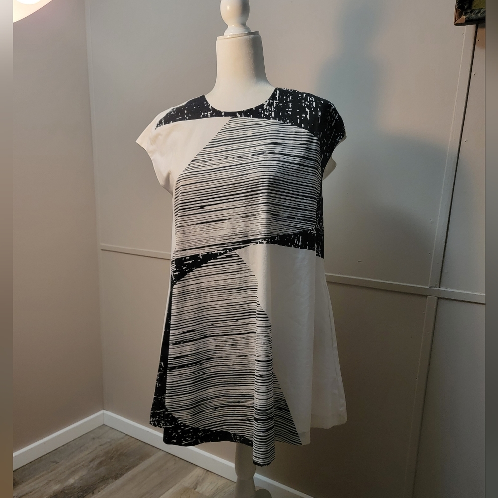 Alice & uo White and Black Patterned Dress